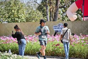 BIB: 
                            <button type="button" onclick="openModal(27792304)" class="btn btn-primary btn-sm float-right btn-popup" data-toggle="modal" data-target=".modal-high-quality">
                        <i class="fas fa-shopping-cart"></i> Add to Cart
                    </button>
                                            <button type="button" onclick="isThisMe(27792304, true)" class="btn btn-success btn-sm float-right btn-popup btn-isme hidden" data-toggle="tooltip" data-placement="bottom" title="นี่คือรูปของคุณใช่ไหม คลิกที่นี่เพื่อเอาเข้าอัลบั้ม">
                        <i class="fas fa-plus"></i> Add to album
                    </button>
                    <button type="button" onclick="isThisMe(27792304, false)" class="btn btn-warning btn-sm float-right btn-popup btn-isnotme hidden">
                        <i class="fas fa-ban"></i> Remove from album
                    </button>